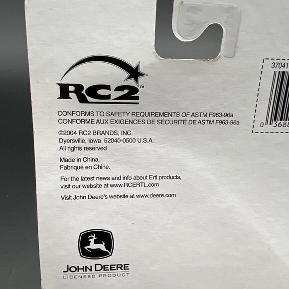 2004 ERTL John Deere 876 V-Tank Spreader, 1:64 Diecast, New - Picture 7 of 9